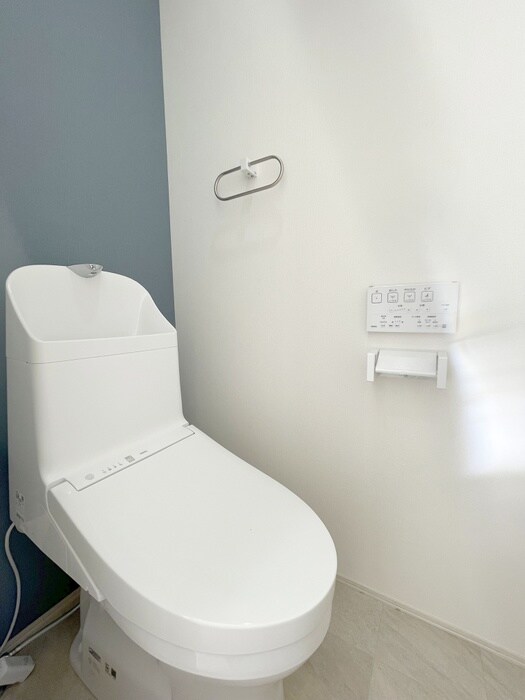 物件内観写真12　(トイレ)