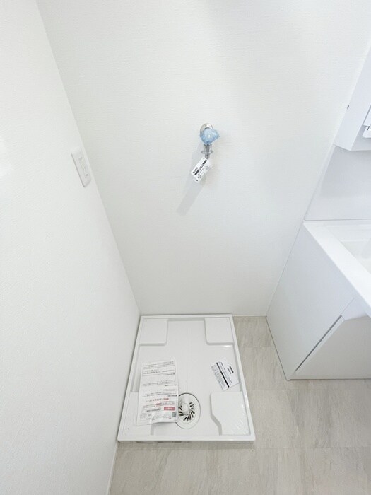 物件内観写真14　(洗濯機置場)