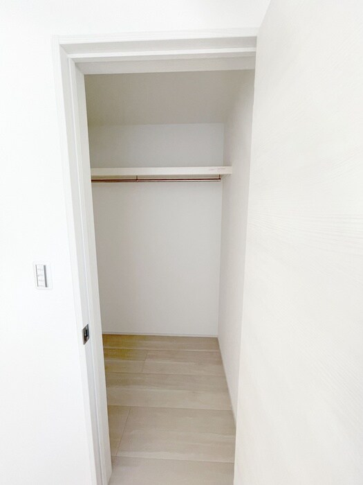 物件内観写真15　(収納)