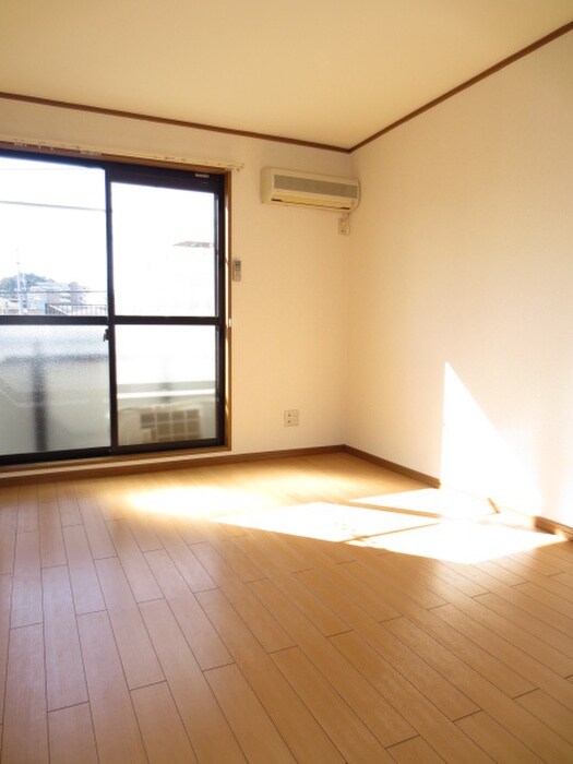 物件内観写真9　(居室)