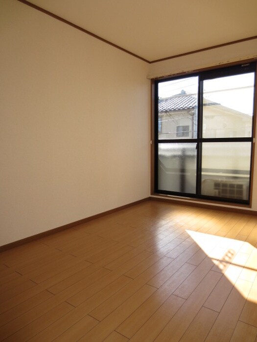 物件内観写真10　(居室)