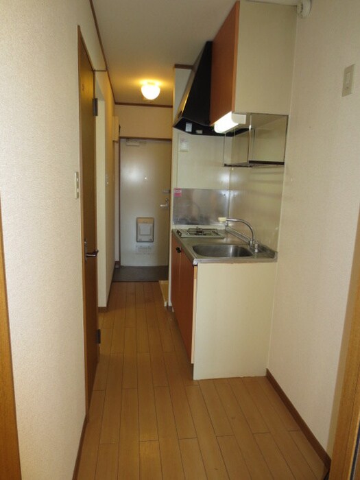 物件内観写真12　(廊下)