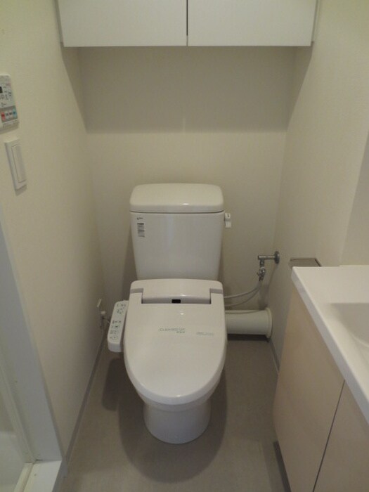 物件内観写真12　(トイレ)