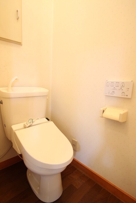 物件内観写真15　(トイレ)