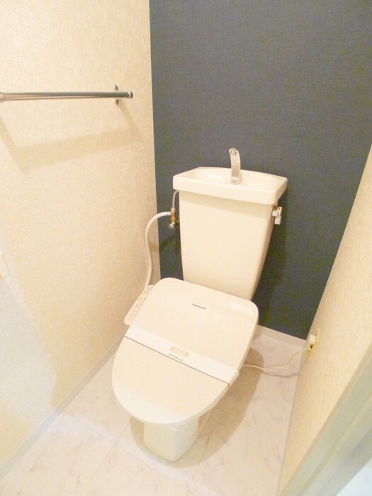 物件内観写真16　(トイレ)