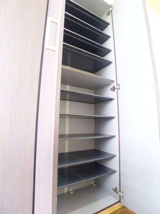 物件内観写真20　(靴箱)