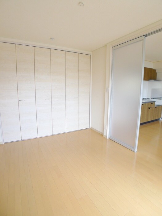 物件内観写真10　(居室)