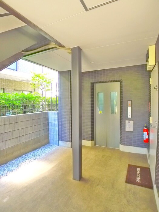 物件外観写真3　(建物設備)