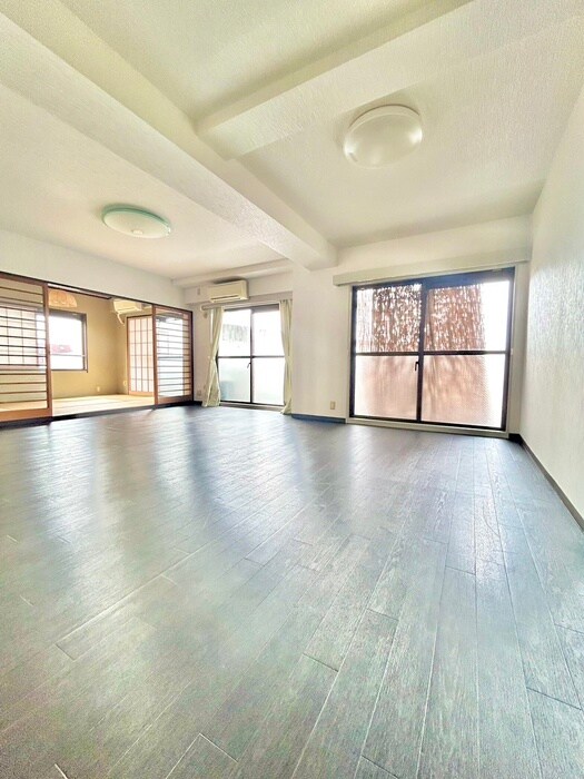 物件内観写真7　(居室)