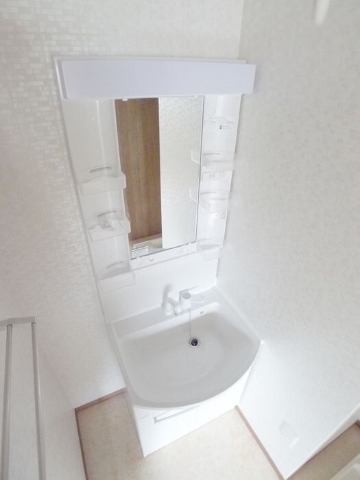 物件内観写真12　(洗面)