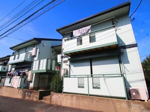ハイツリヴェールA外観写真
