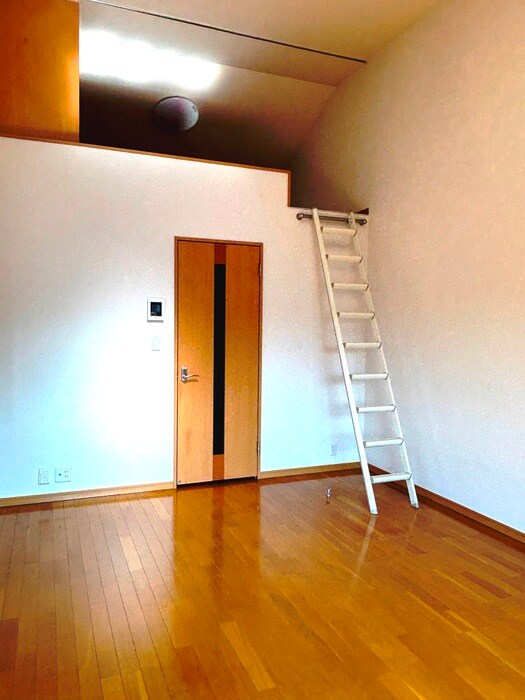 物件内観写真5　(居室)