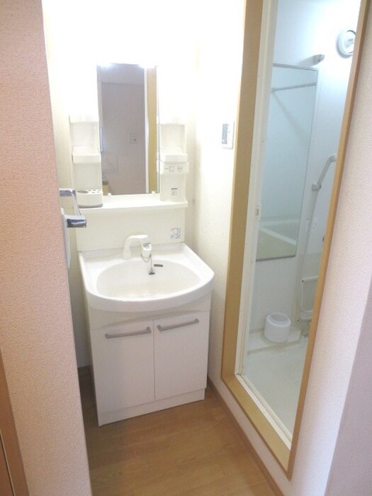 物件内観写真10　(洗面)