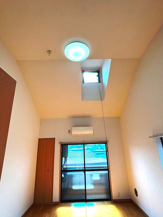 物件内観写真10　(居室)