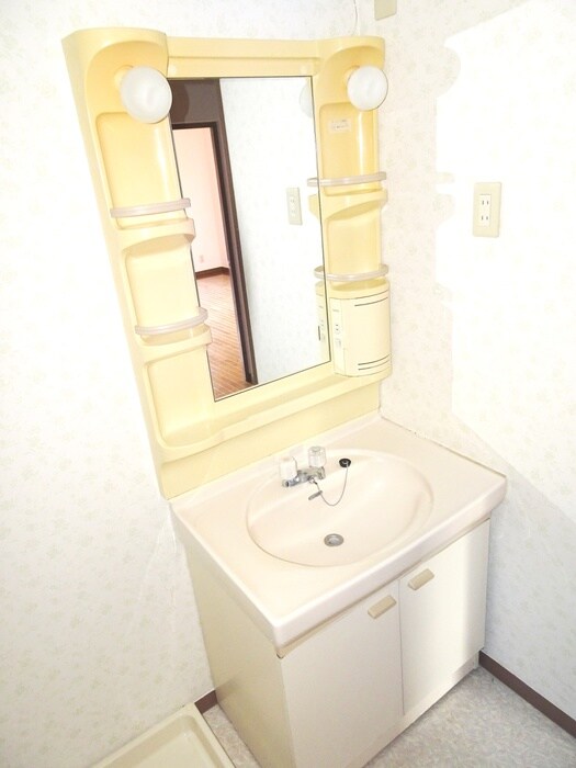 物件内観写真10　(洗面)