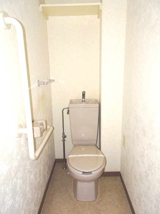 物件内観写真12　(トイレ)