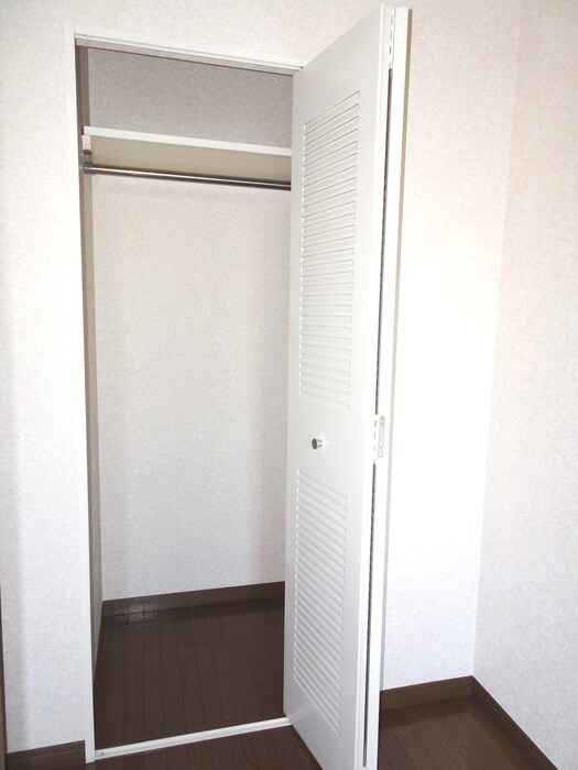 物件内観写真14　(収納)