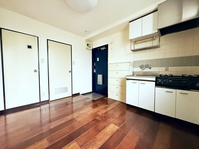 物件内観写真8　(居室)