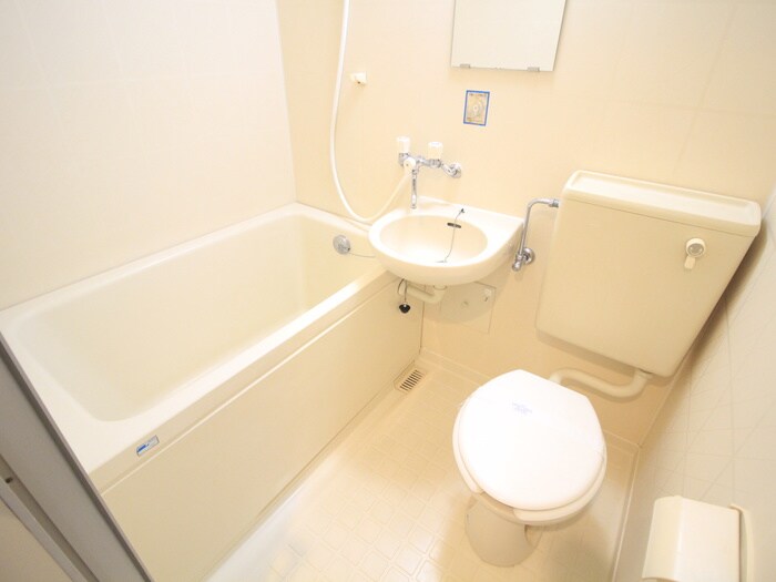 Ｔ´ｓ　ｇａｒｄｅｎ武蔵小杉のバス