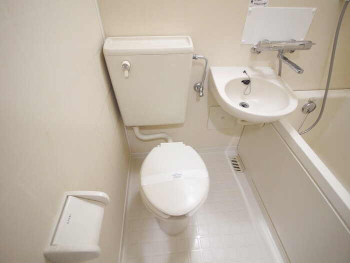 物件内観写真12　(トイレ)