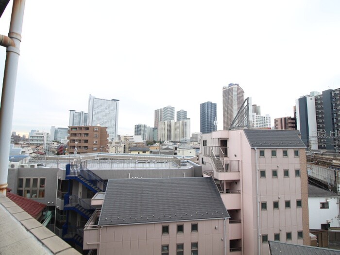 物件内観写真16　(室内からの展望)