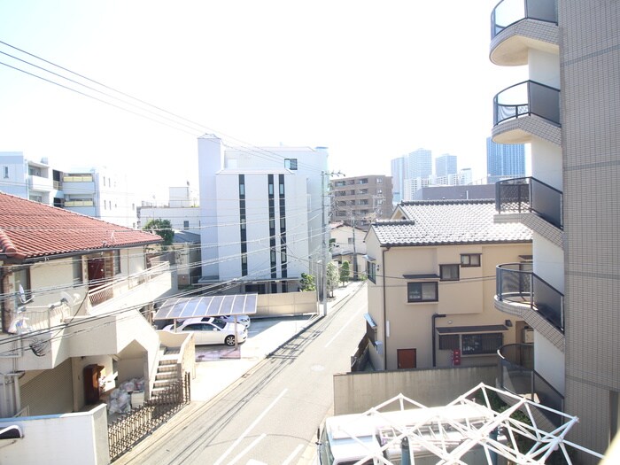 物件内観写真20　(室内からの展望)