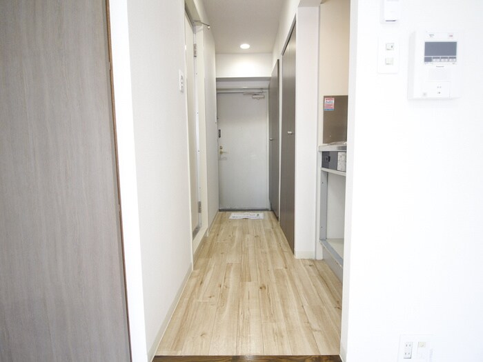 物件内観写真22　(廊下)