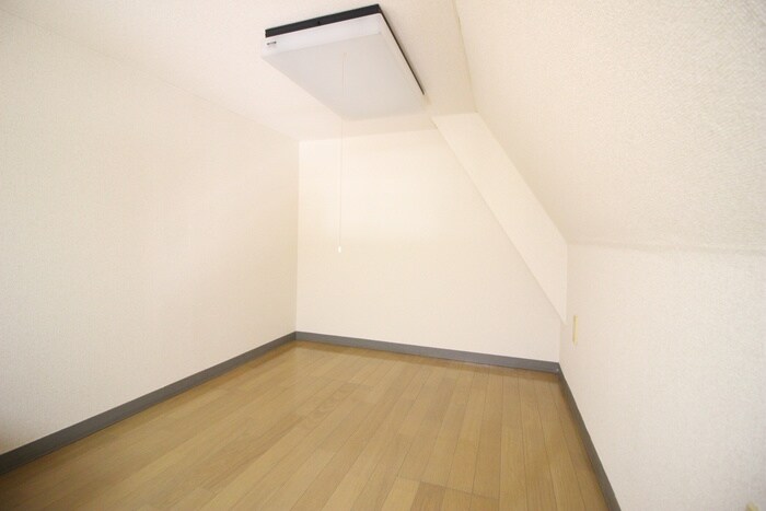 物件内観写真10　(ロフト)