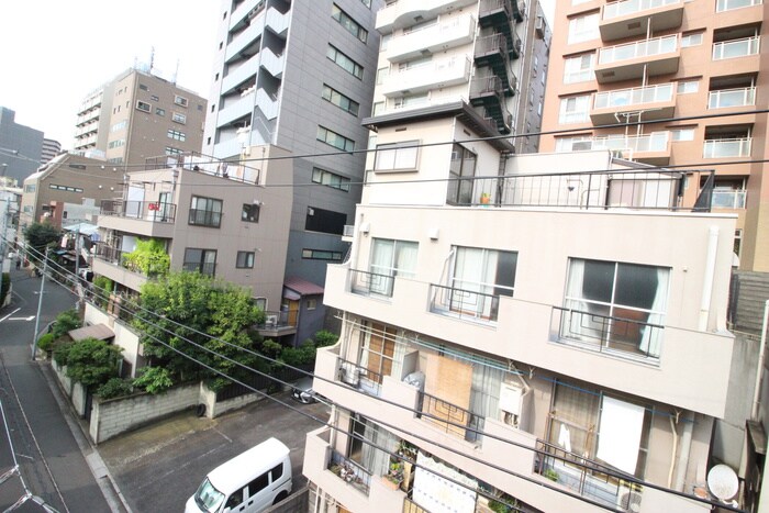 物件内観写真16　(室内からの展望)