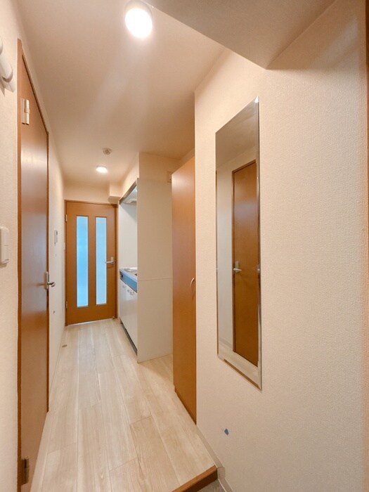 物件内観写真16　(廊下)