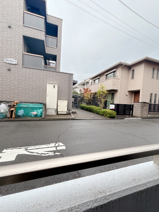 物件内観写真18　(室内からの展望)