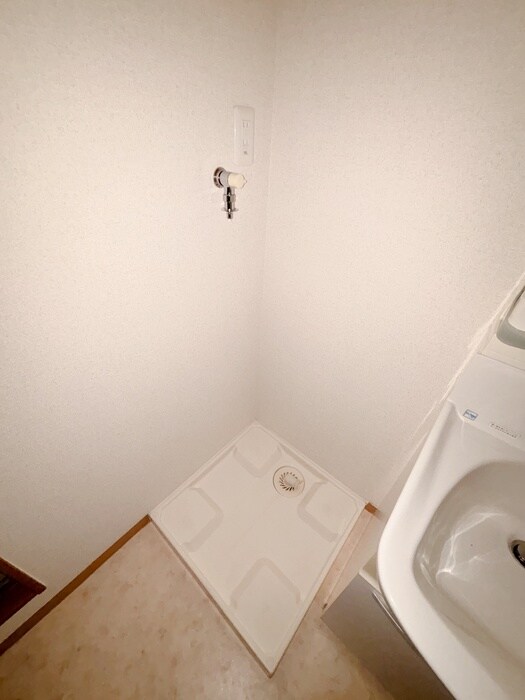 物件内観写真19　(洗濯機置場)