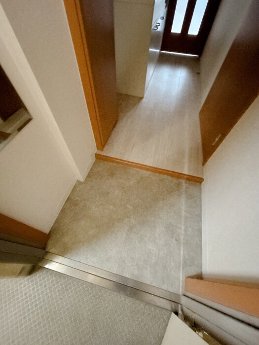 物件内観写真21　(玄関)