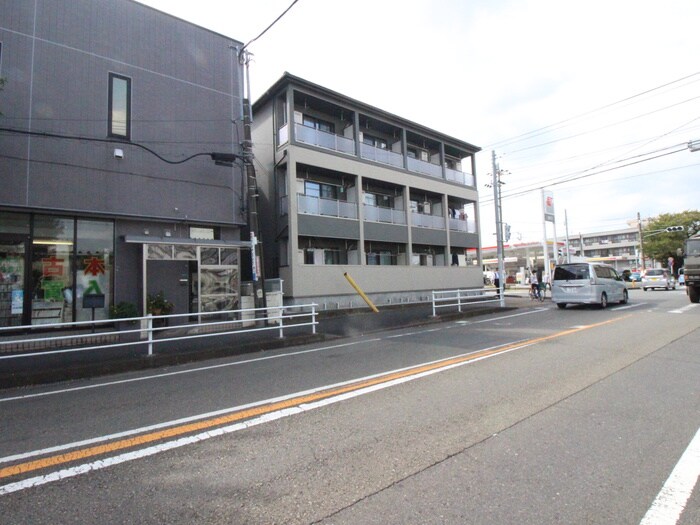 物件外観写真6　(周辺環境)