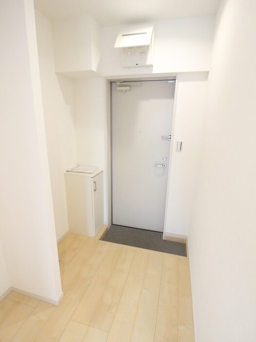物件内観写真19　(玄関)