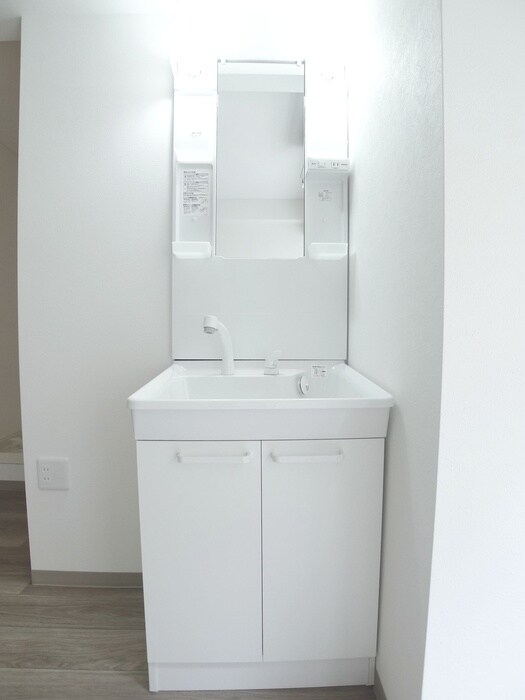 物件内観写真10　(洗面)