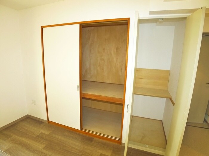 物件内観写真11　(収納)