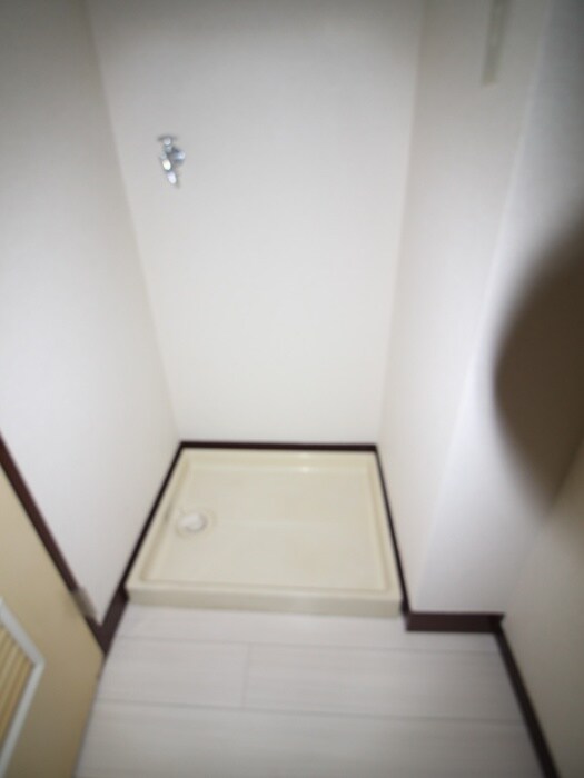 物件内観写真19　(洗濯機置場)