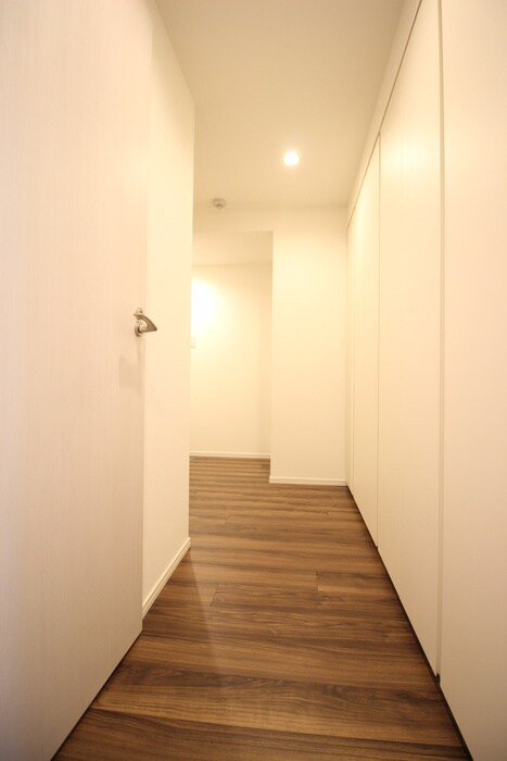 物件内観写真20　(廊下)