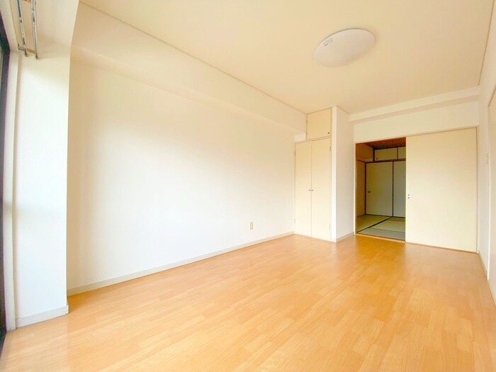 物件内観写真9　(居室)