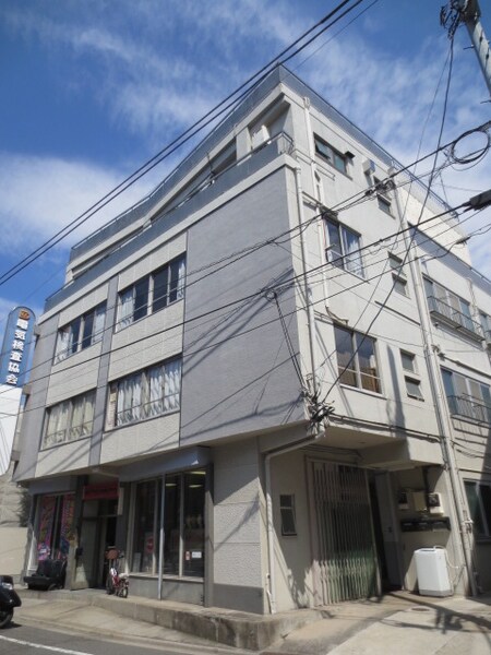 日東住宅２号館外観写真