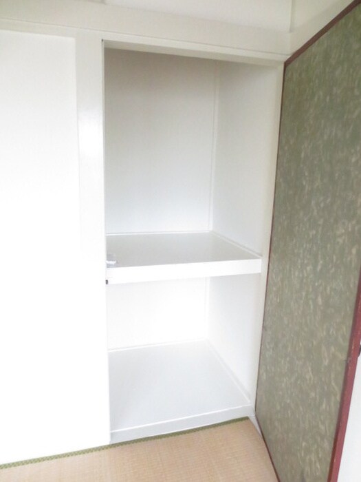 物件内観写真10　(収納)