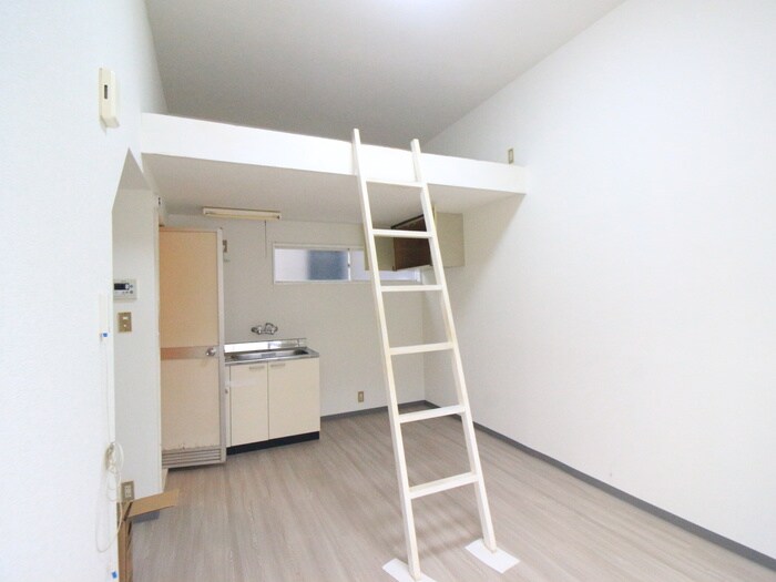 物件内観写真7　(居室)