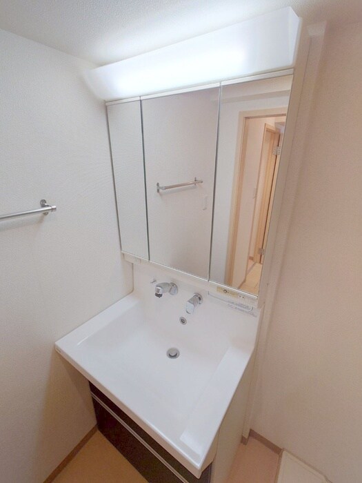 物件内観写真13　(洗面)