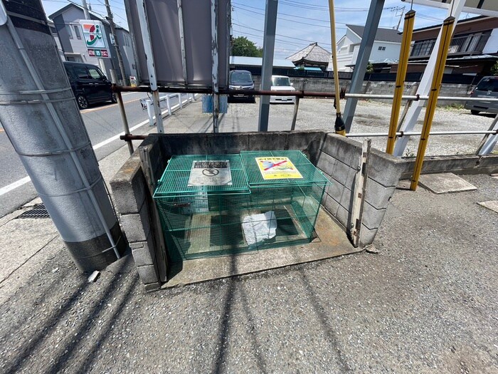 物件外観写真3　(建物設備)