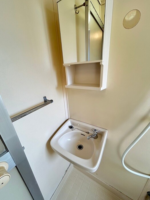 物件内観写真10　(洗面)