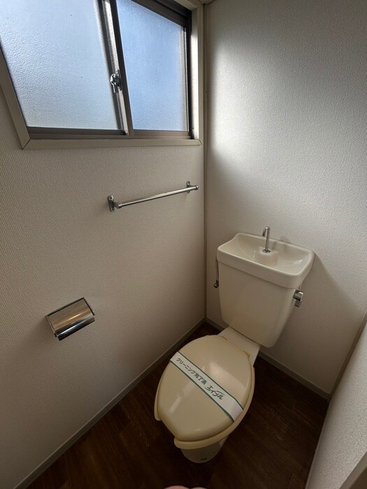 物件内観写真12　(トイレ)