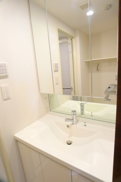 物件内観写真13　(収納)