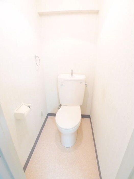 物件内観写真13　(トイレ)