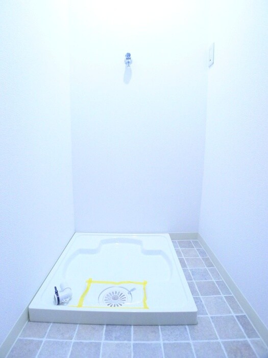 第２山田ビルの洗濯機置場